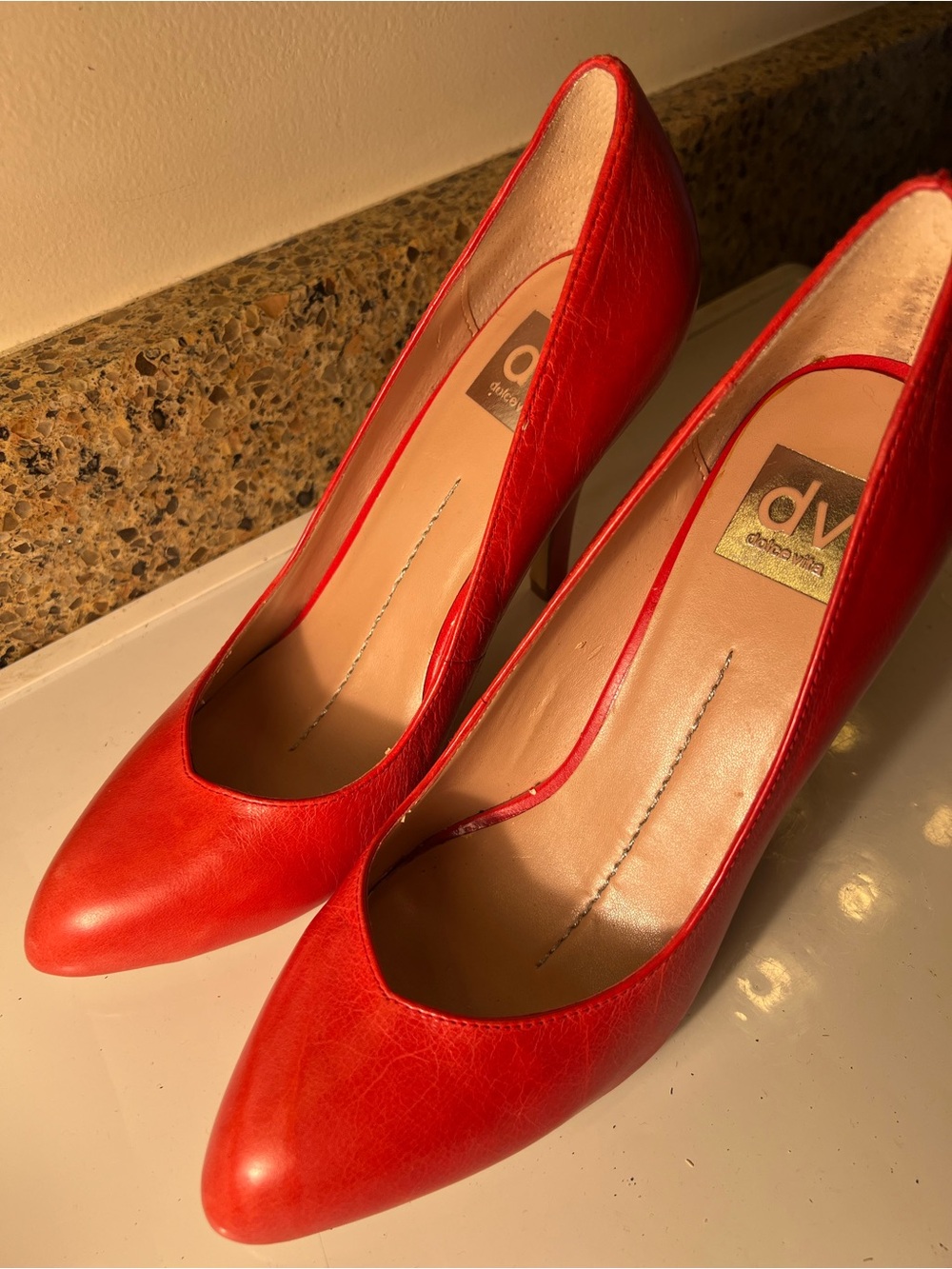 DV by Dolce Vita Bright Orange-Red Pointed Leather Pumps Women’s Sz 9